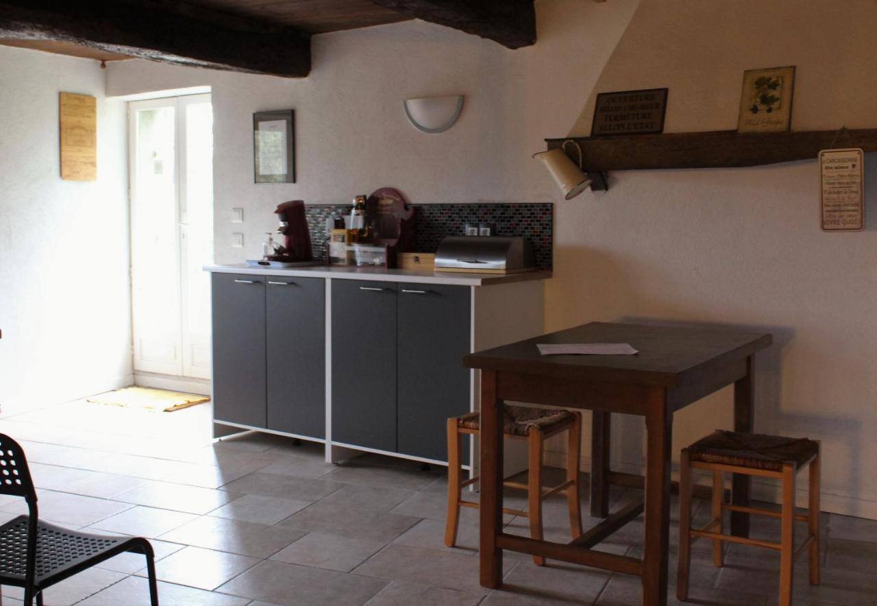 Le Do D'Anne Bed & Breakfast Villetritouls Exterior photo